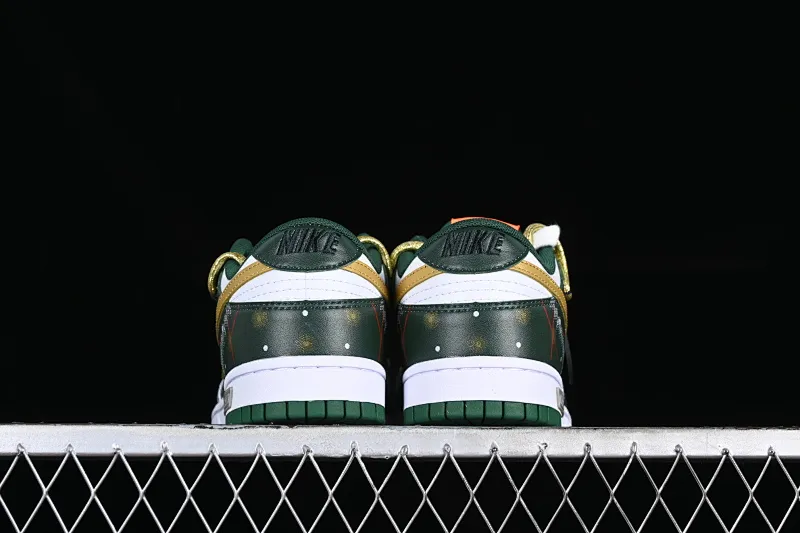All Categories Nk SB Dunk Series Nk SB Dunk Low Low-top Sneakers Nk Dunk Low Panda Prank-Christmas Tree Green and Yellow SB Strappy Low-top Casual Sneakers DD1391-300